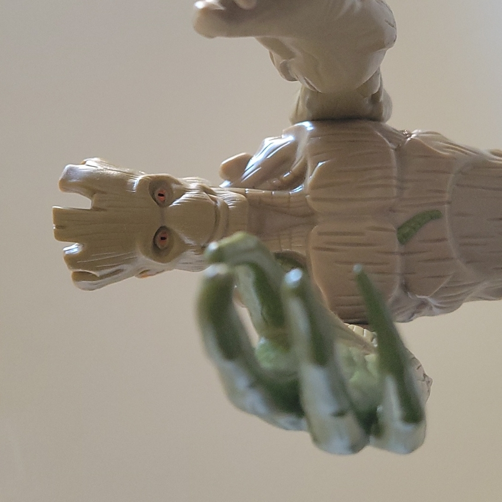 11.5" Hasbro 2016 toy Groot action figure Marvel